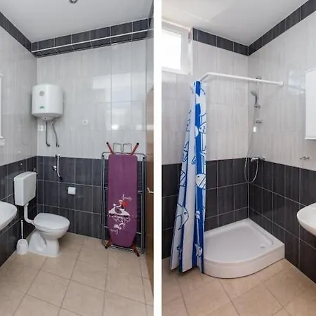 2 Bedroom With Sea View Apartman