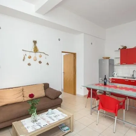 2 Bedroom With Sea View *
