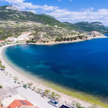 Apartman 2 Bedroom With Sea View