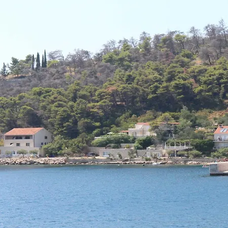 Apartman 2 Bedroom With Sea View *